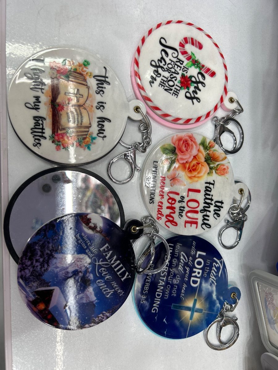 Portable Mini Cosmetic Mirror Keychain