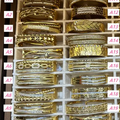 Chain Link Openwork Diamond Bangle
